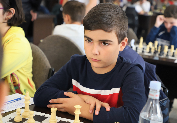 Vahagn Khachatryan - FIDE Trainer - Chess Academy